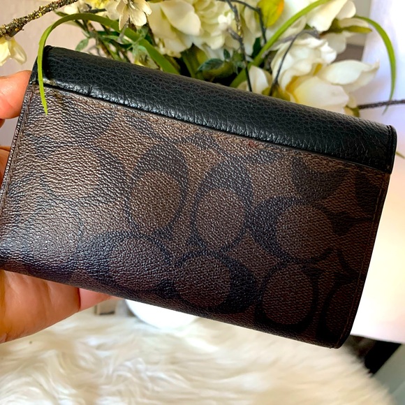 Coach Jade Medium Envelope Wallet In Signature Canvas F87935 - Picture 2 of 9